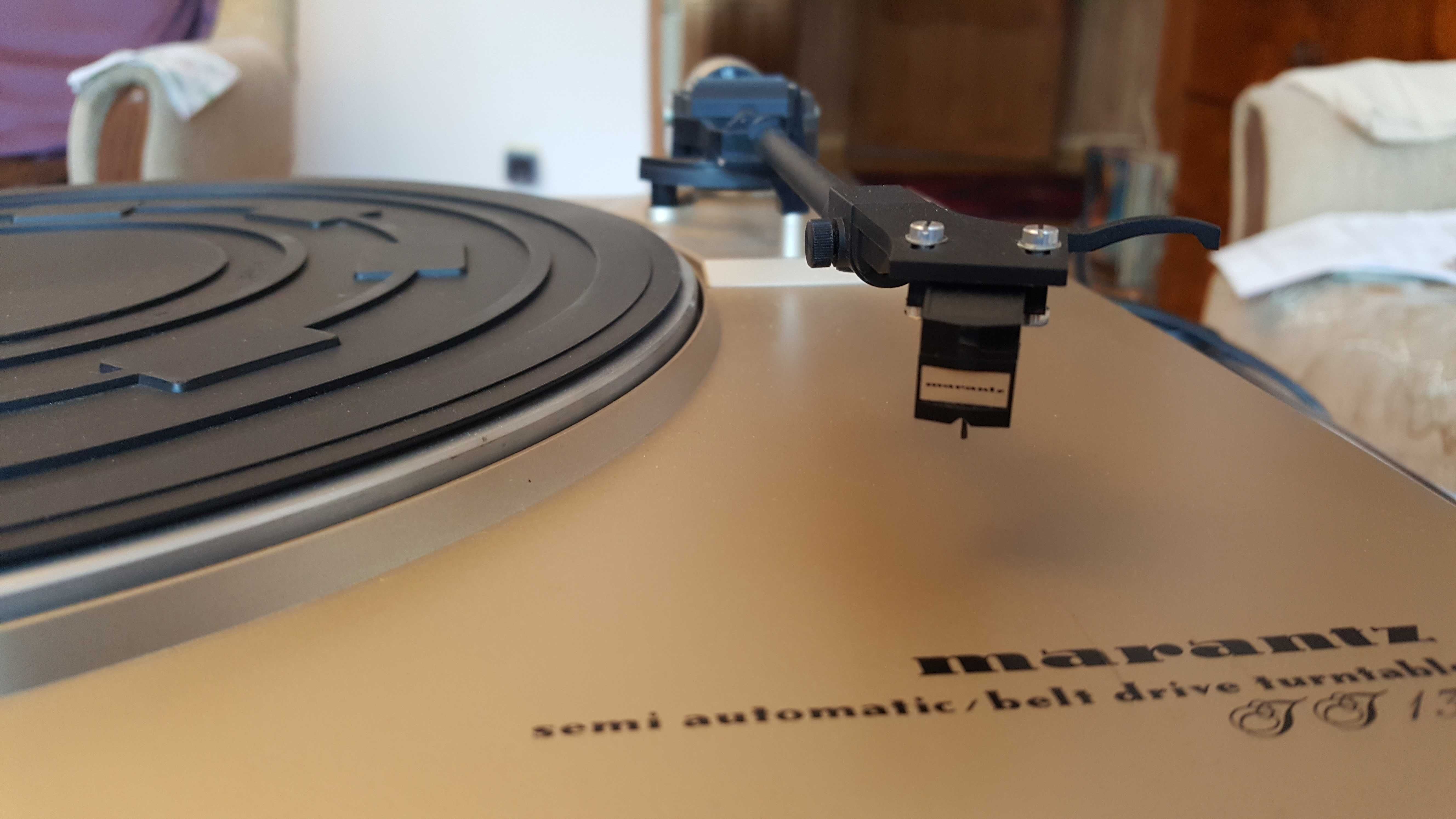 gramofon marantz tt 130