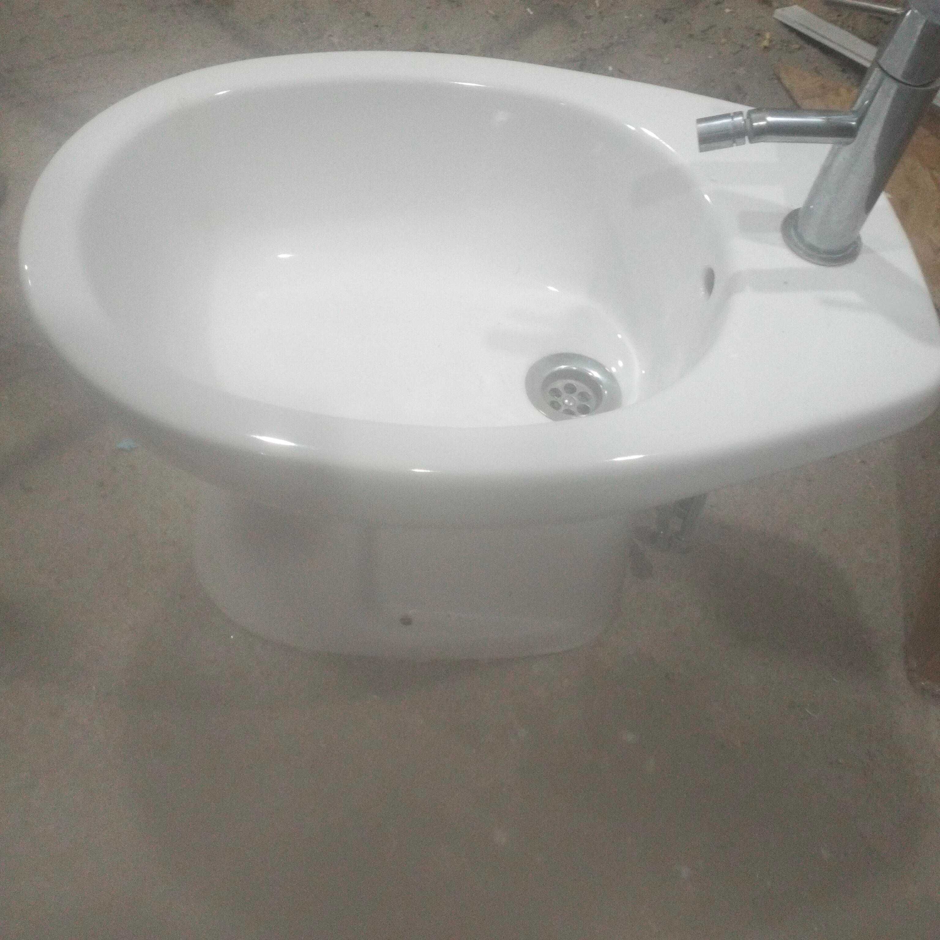 Bidé loiça sanitana