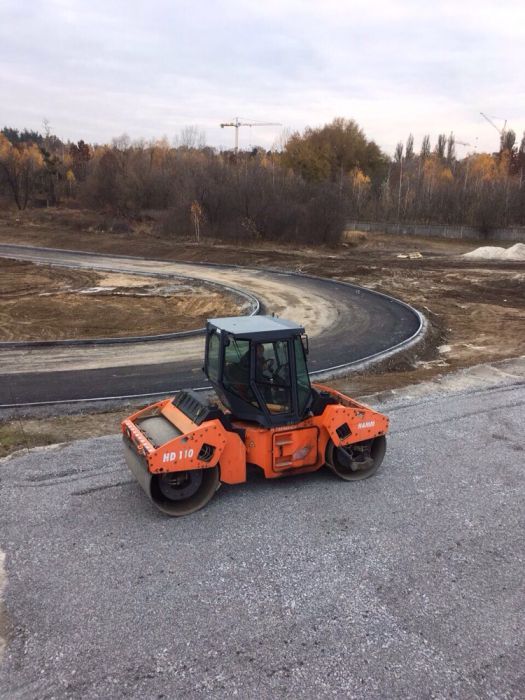 Укладка асфальт асфальтирование дорог укладка асфальтной крошка срез