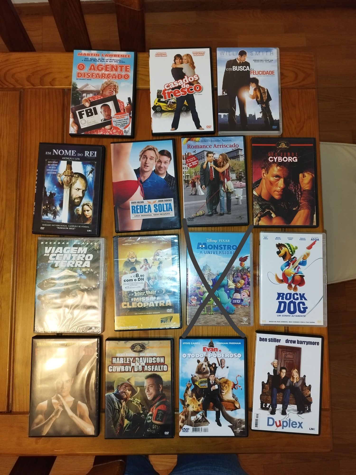 Lote de 15 DVDs como novos