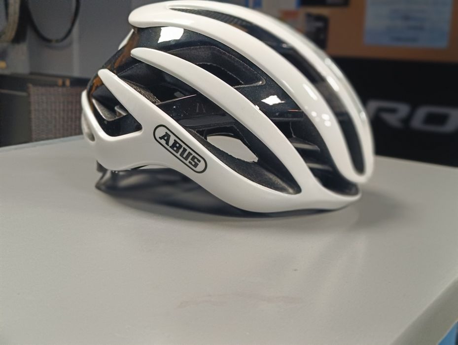 Kask Abus AirBreaker, rozmiar S 51-55cm, biały, polar white