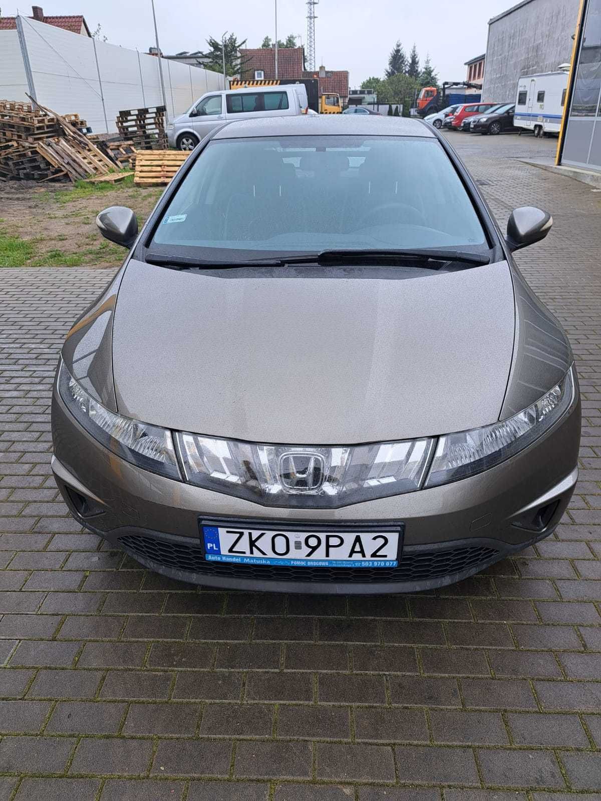 Honda CIVIC ufo 1.4 benzyna