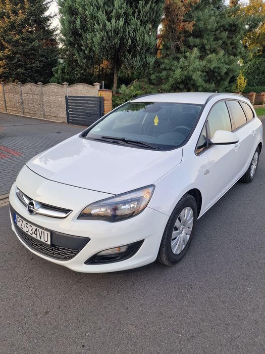 Opel Astra kombi 1,6 diesel Pierwszy właściciel
