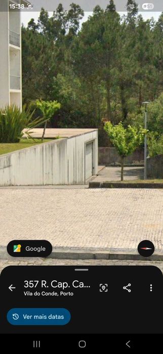 Garagem Fechada com cerca de 95m2