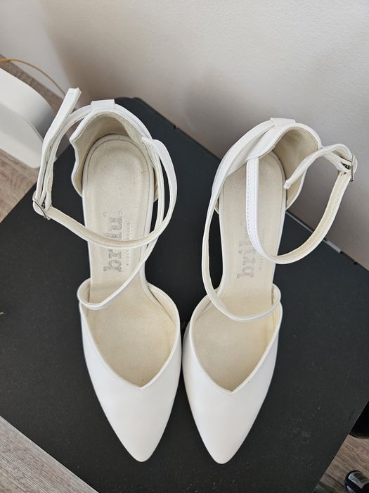 Buty ślubne, białe. Rozmiar 41. Brilu.