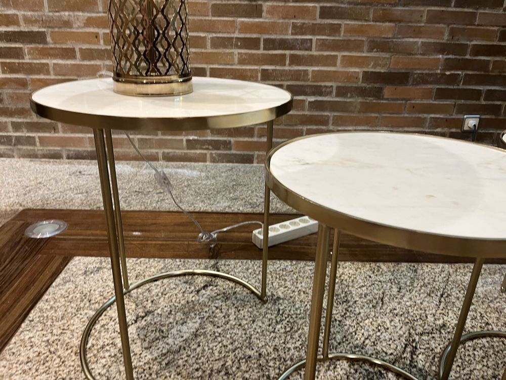Vendo 4 mesas de apoio - Zara Home