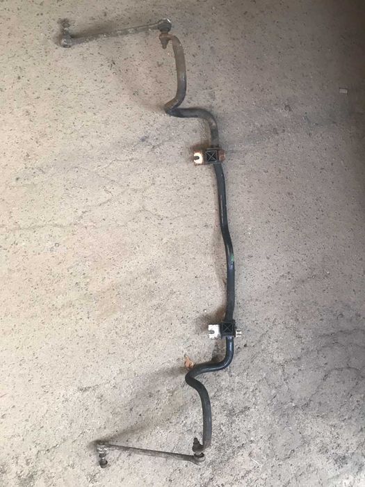 Стабілізатор передній Nissan Note 2006-2013