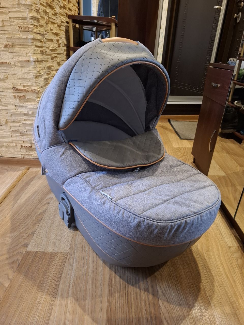 Продам коляску Adamex Karina 3x1. Отличное состояние.