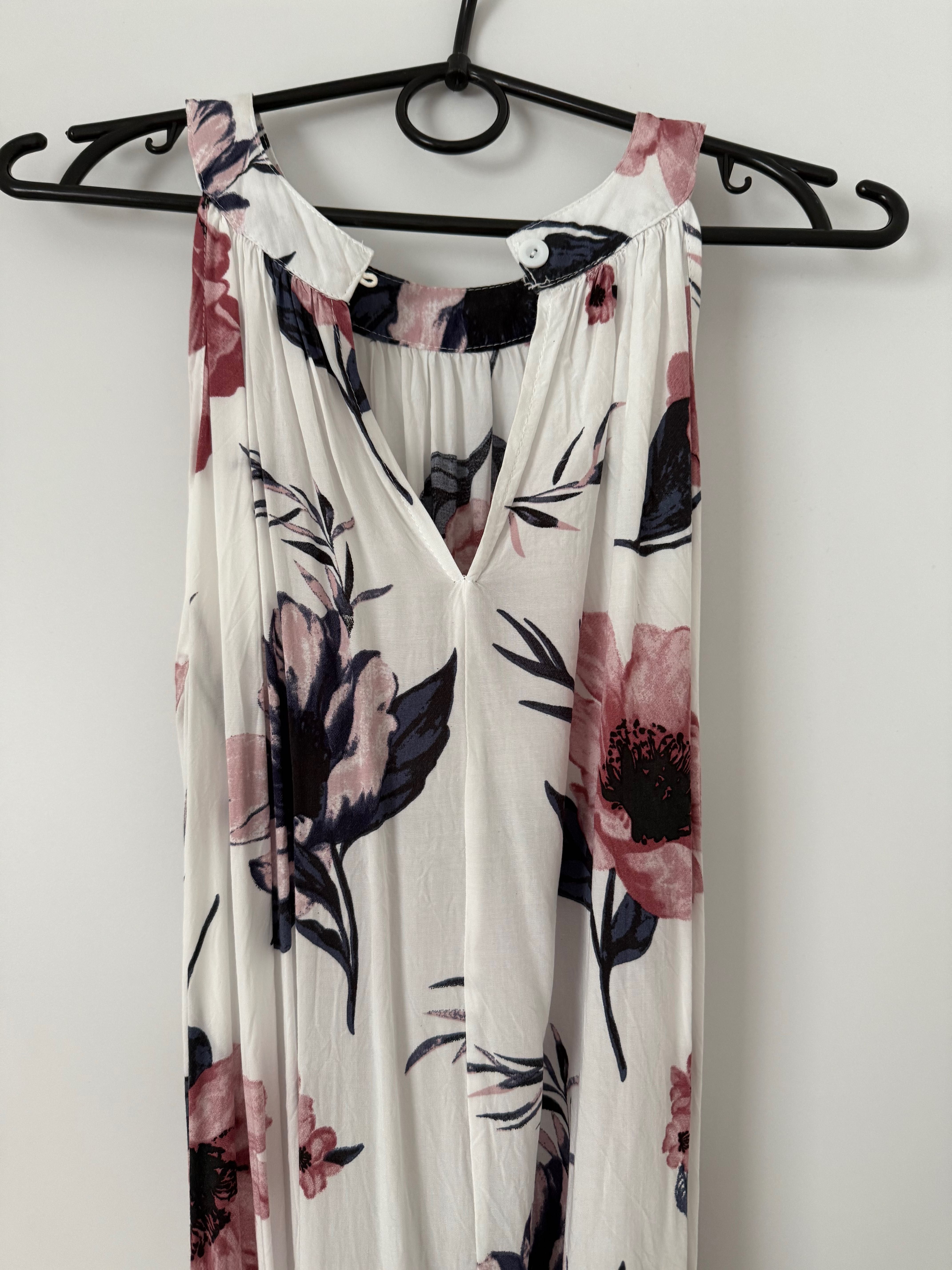 Sukienka maxi w kwiaty