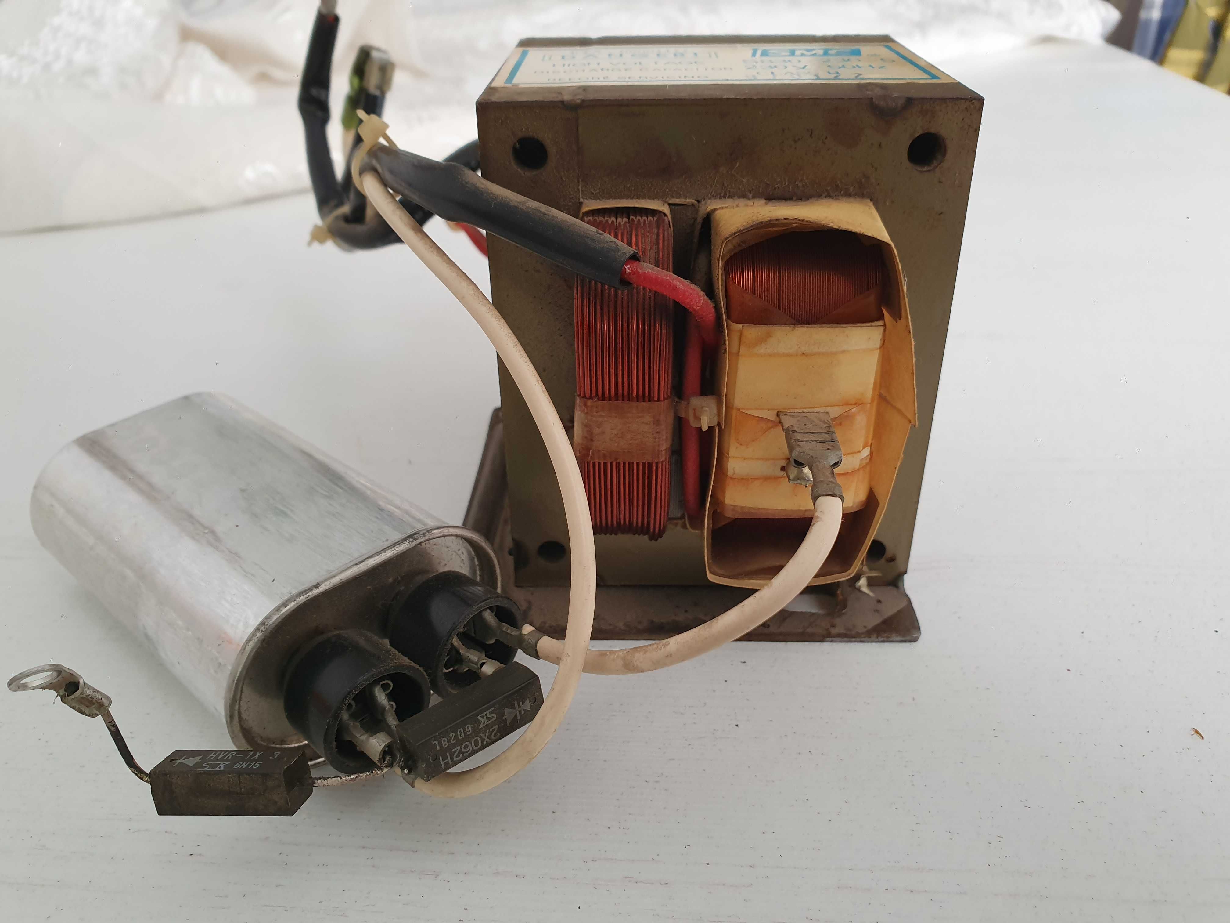 Transformator z kuchenki mikrofalowej mikrofalówki SMC