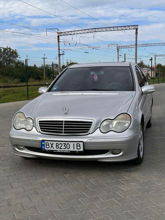 Продам/ обмін Мерседес С-Сlass Avangarde торг