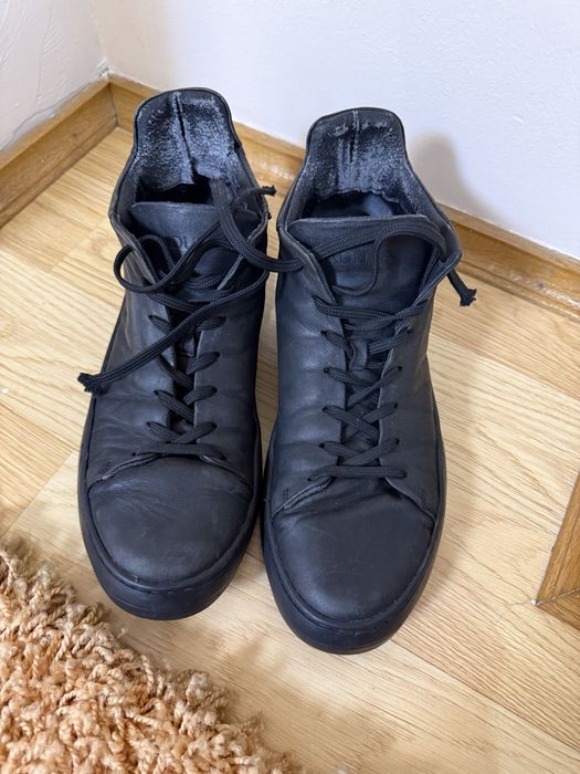 Продам підліткове зимове взуття Badura.