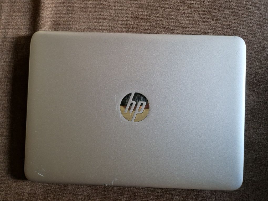Laptop HP EliteBook 820 G4 - 12,5" FHD, i5-7300u, 8/128 GB