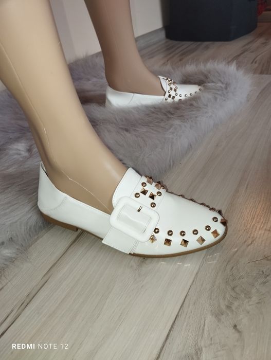 Espadryle lordsy balerinki r. 36 36,5 z dżetami złotymi klamra eko skó