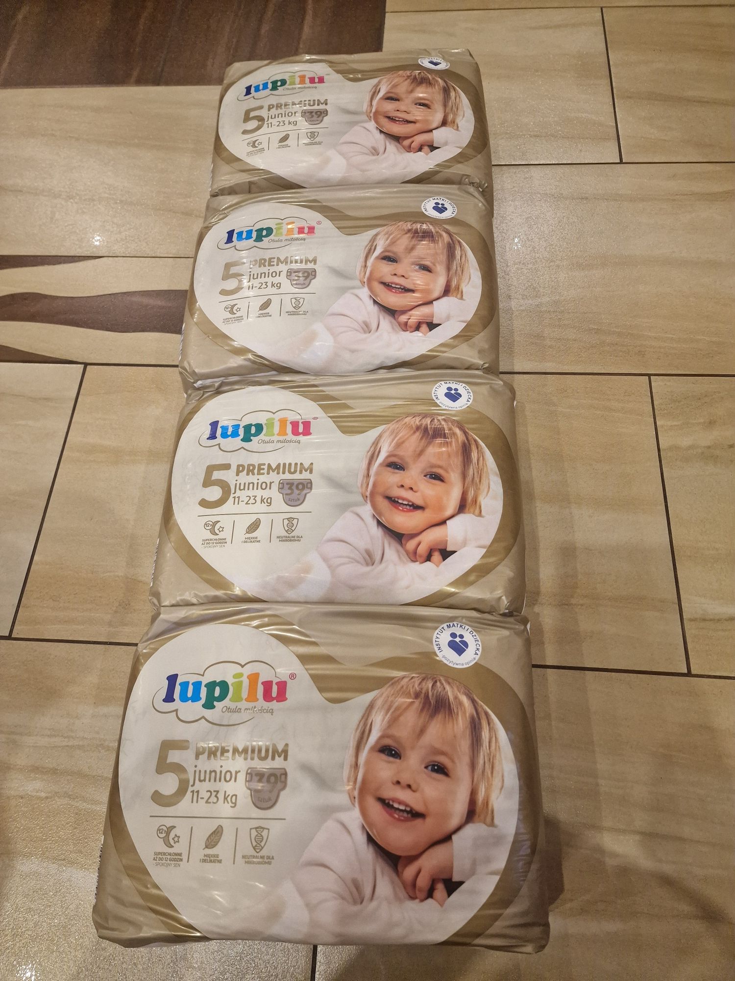 Pampersy lupilu premium 5 4 sztuki