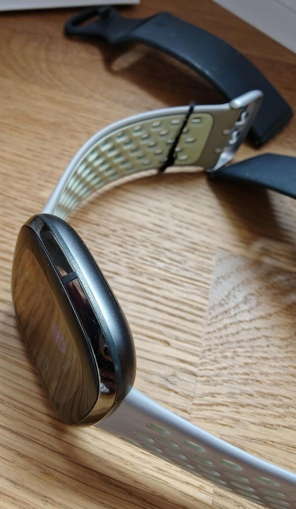 Fitbit (Google) Sense