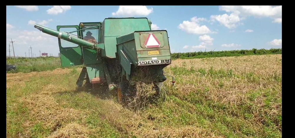 Зерноуборочный комбайн Volvo BM