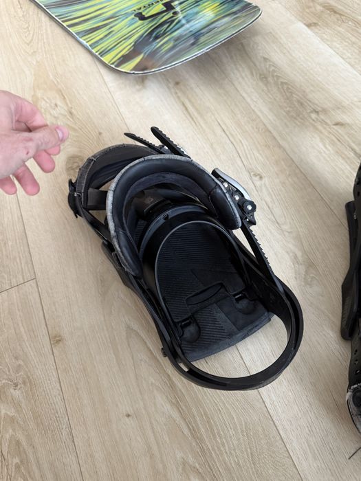 Кріплення для сноуборду Burton Mission M