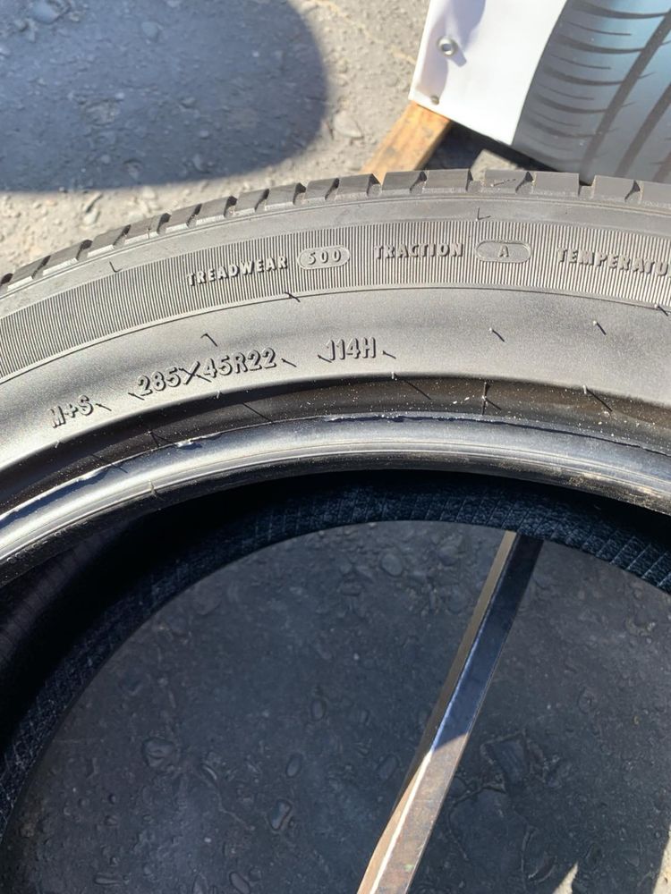 Шини 285/45 R22 Goodyear всесезонні 2023 рік 8 мм