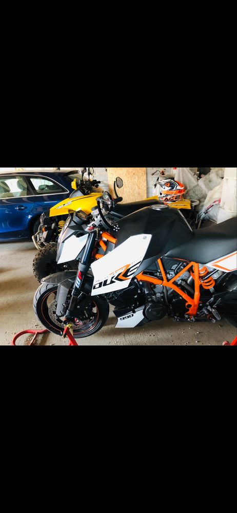 Ktm superduke 990R  LC8 2012