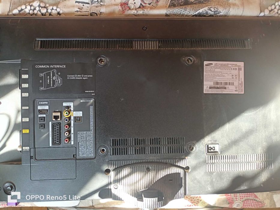 Продаю Smart TV Samsung UE32F6400 Wi-Fi 2D-3D DVB-C T2 USB HDMI LAN