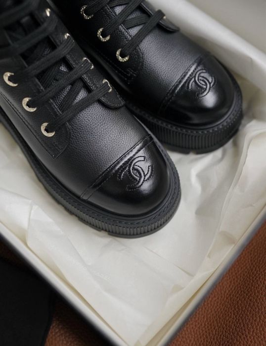 Ботинки Chanel, сапожки, берци