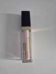 Estee Lauder Futurist korektor rozjaśniający 0.5C