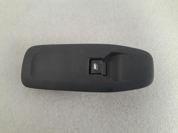 Comando / botão / interruptor vidros frente direito PEUGEOT 2008 I (CU