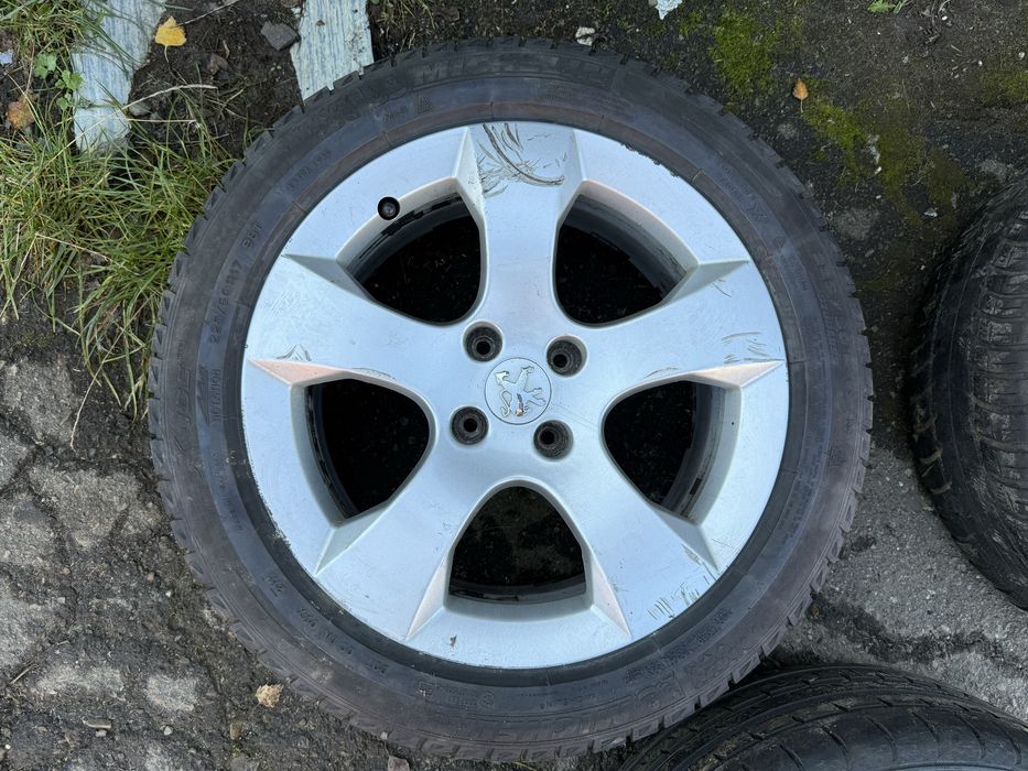 Диски різні r17 r16 skoda audi peugeot