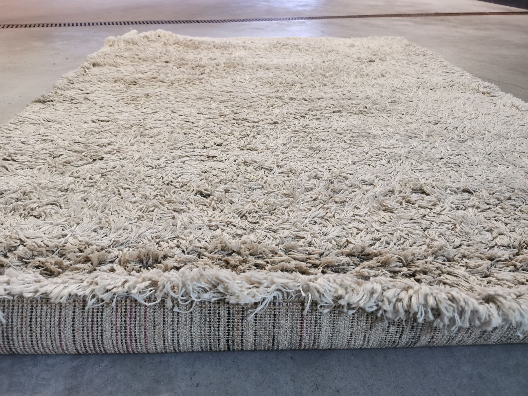 Dywan Ikea długi włos Shaggy