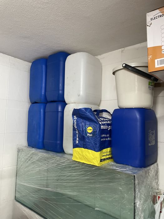 Vendo Bidões 25L (Usados em Aquario)