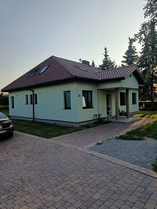 Wynajmę 1 pokój tanio  dla 1 lub 2 osób od zaraz.