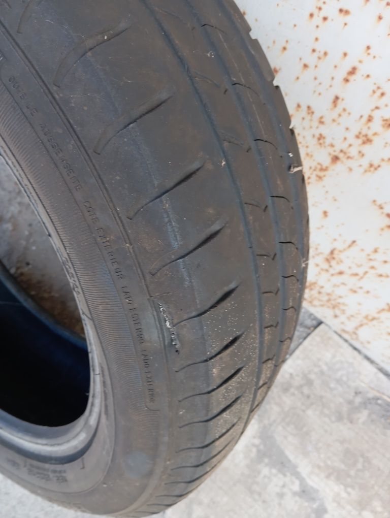 Шина лето Goodyear side facing inwards goodyear  195/60R16 . Есть разр