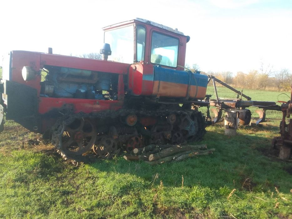 Продам трактор дт75