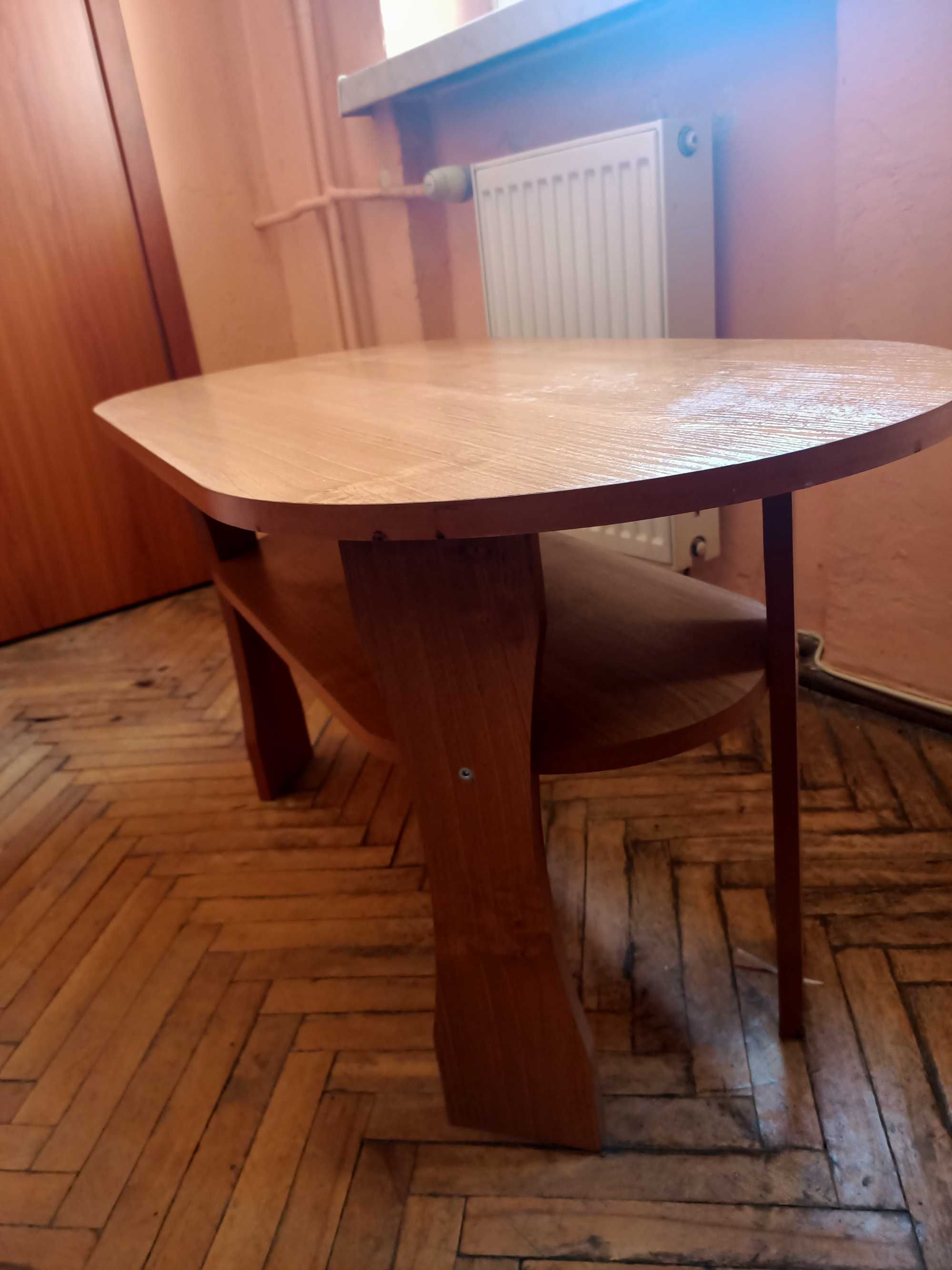 stolik do kawy używany w bardzo dobrym stanie