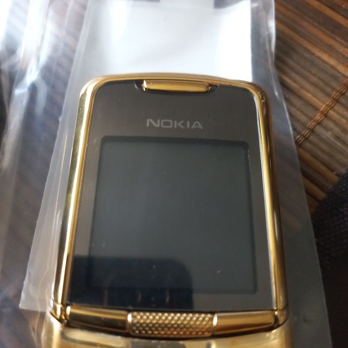 Nokia 8800 металевий корпус