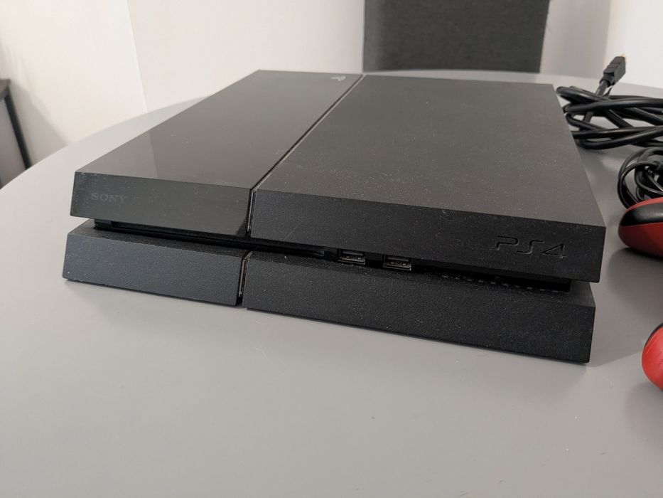 PlayStation 4 512 GB komplet z padem