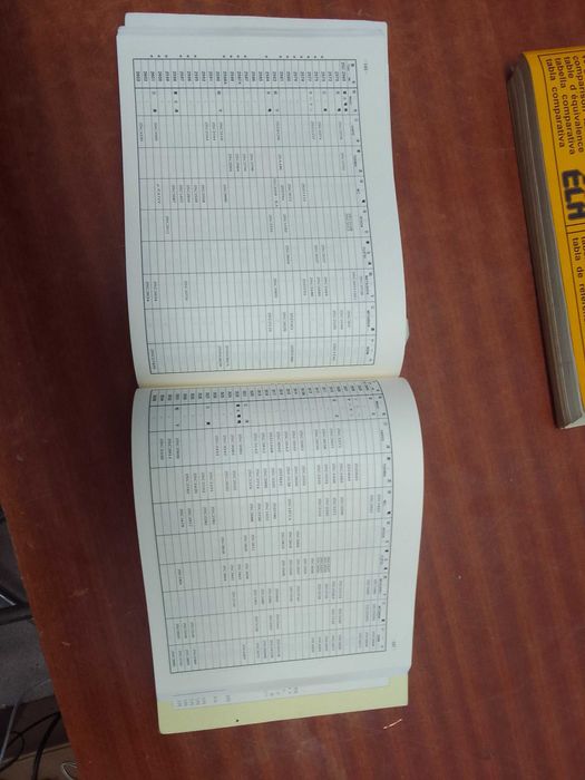 Livros manuais técnicos equivalência de transístores e válvulas