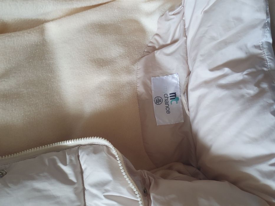 Зимова куртка для дівчинки 146 Пуховик