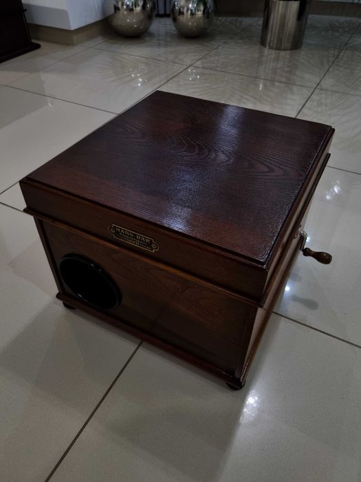 Gramofon antyczny zabytkowy Szwajcarii ANTYK XIX/XX wiek Szwajcaria