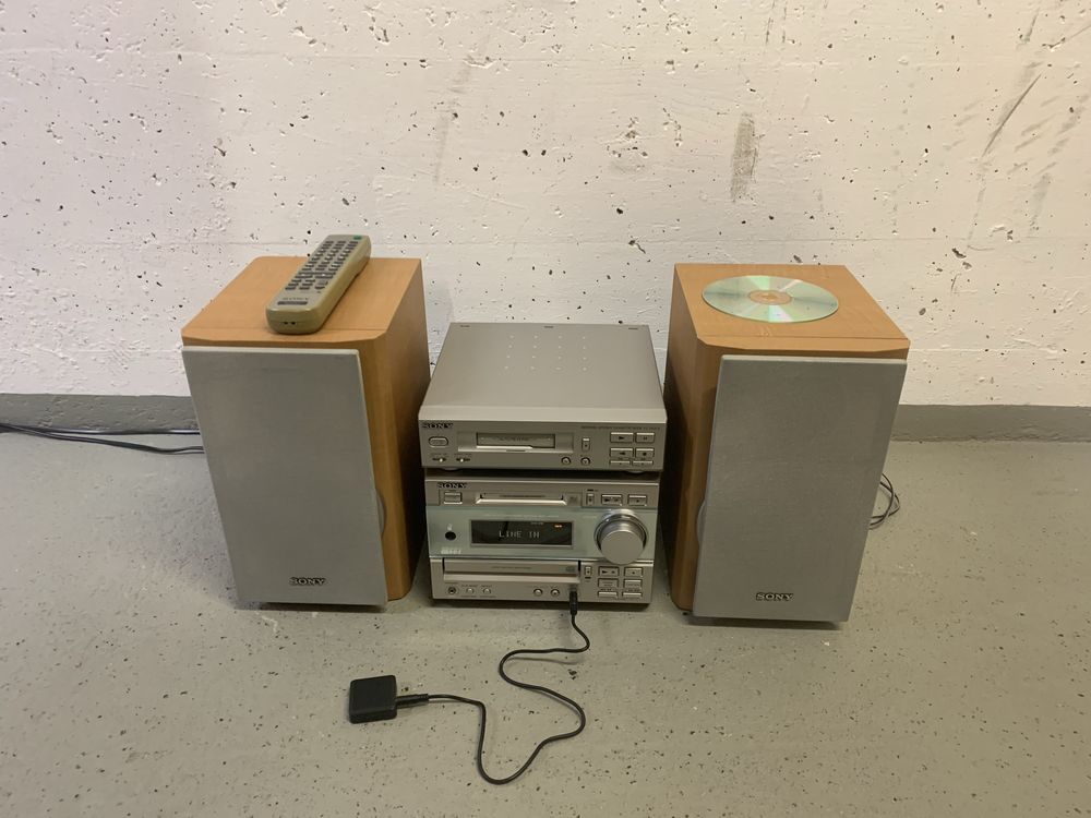 SONY model NO. HCD-MD373