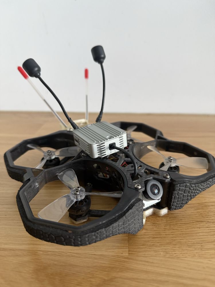 Dron iFlight Protek 25 + LiPo