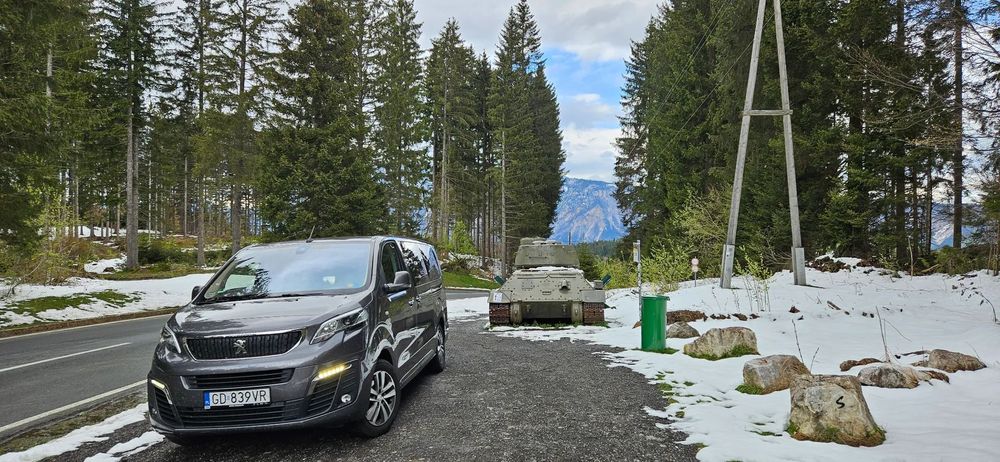 Peugeot Traveller Peugeot Traveller 2.0 177KM, Allure LONG 8 osobowy wyposażony zadbany