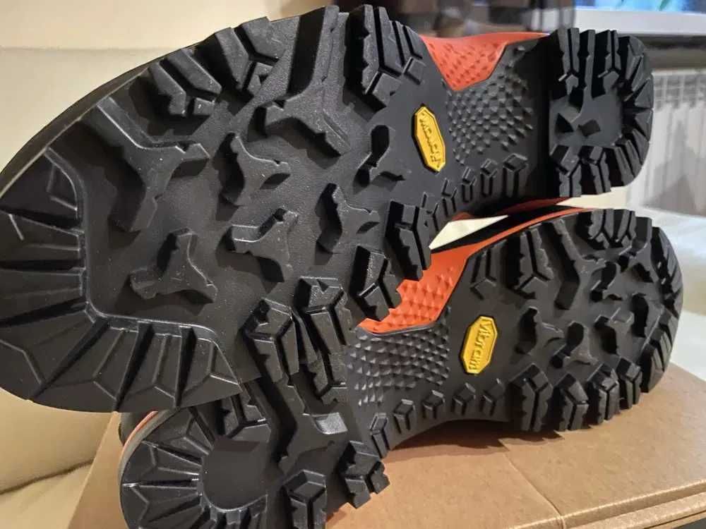 SALEWA Mountain Trainer Mid GTX trekkingi rozm. 39 dług. 25,0 cm