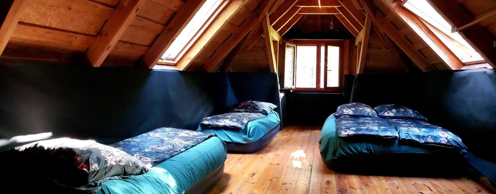 GÓRALSKA CHATA, dom 170m2 z BALI,3 sypialnie,250m od JEZIORA,POD LASEM