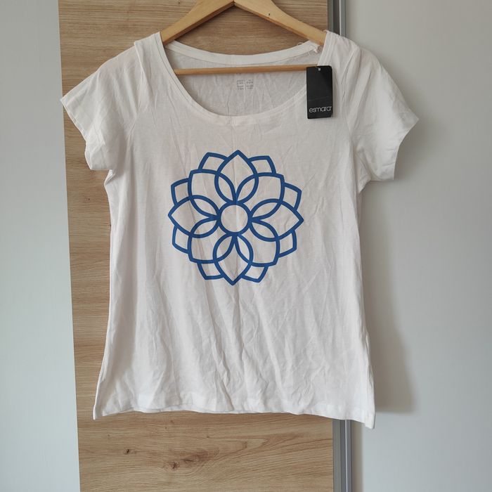 Nowy (z metką) T-shirt, koszulka