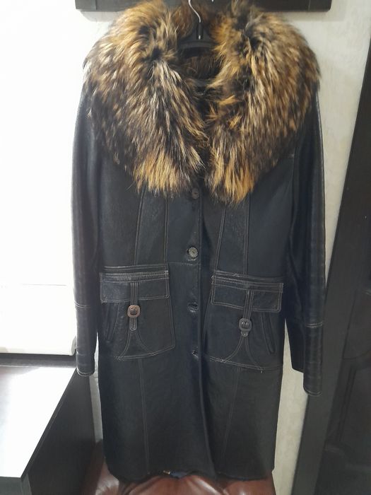 Дублянка шкіряна, з натуральним хутром