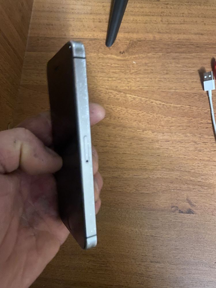 Apple  Iphone 5 s