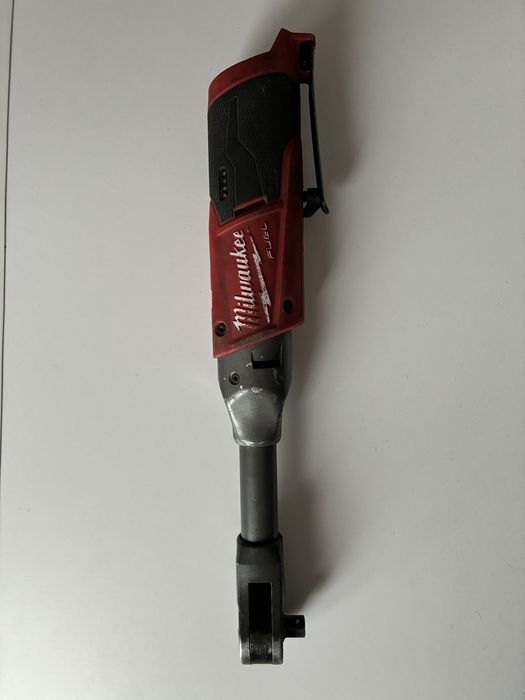 Grzechotka Milwaukee M12 Fuel