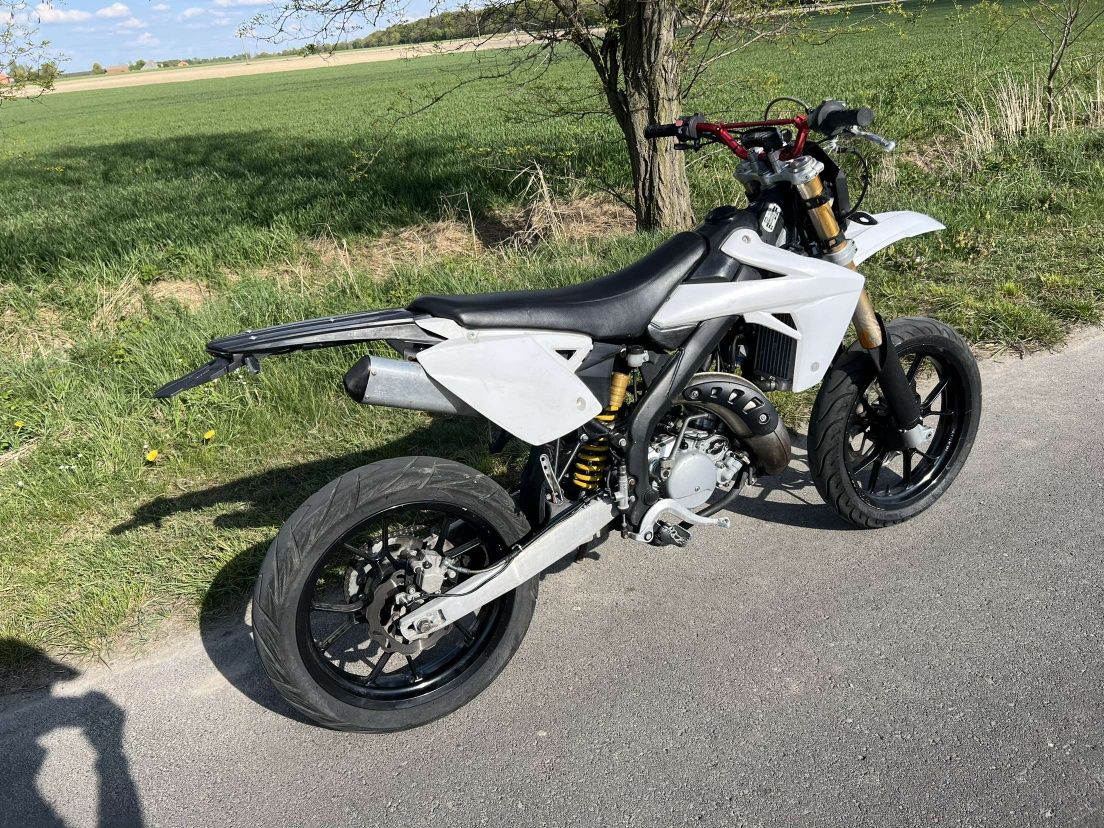 Rieju MRT 50 WHITE 2017rok ( beta sherco derbi )